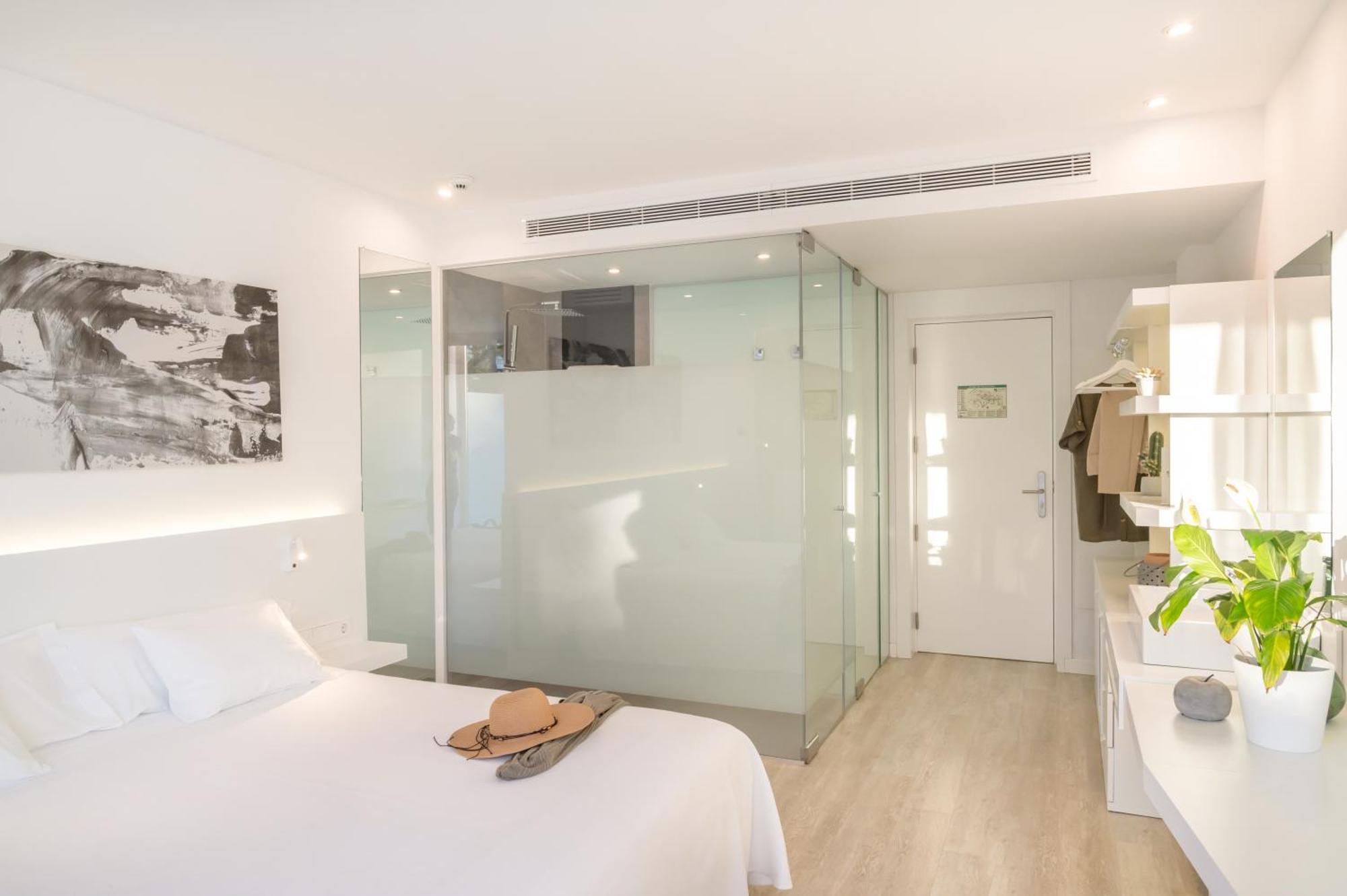 Els Pins Resort & Spa - Emar Hotels San Antonio  Eksteriør bilde