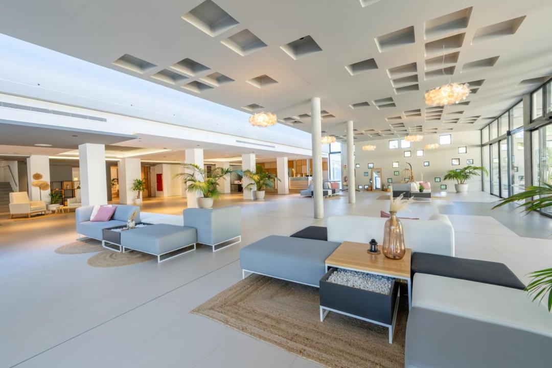 Els Pins Resort & Spa - Emar Hotels San Antonio  Eksteriør bilde